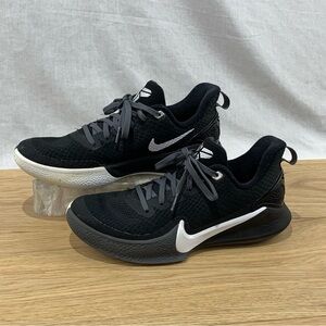 Nike Kobe Bryant Mamba Focus Black/White Basketball Shoes Men’s Size 5.5